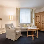 Eckart, Gabrielhaus Altenmarkt im Pongau