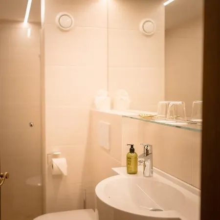 Eckart, Gabrielhaus *