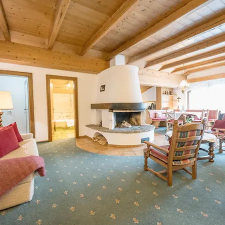 Eckart, Gabrielhaus Lägenhet *