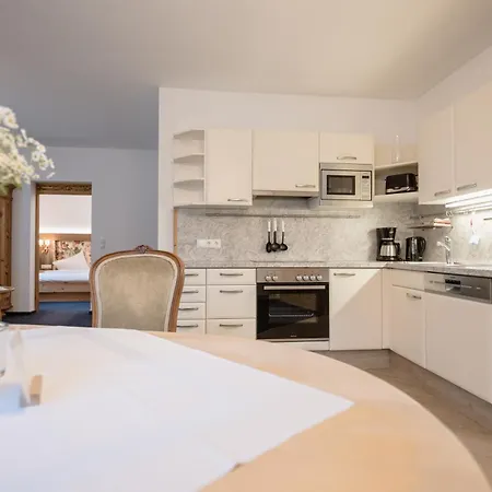 Eckart, Gabrielhaus Altenmarkt im Pongau